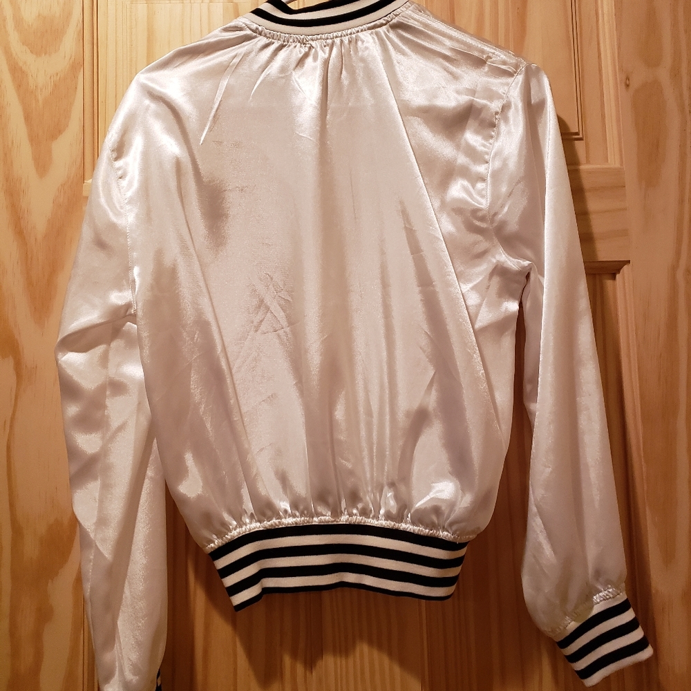 Jacket - Picture 2 of 3